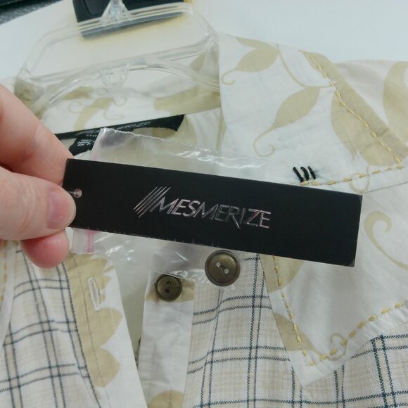 Mesmerize Button Up Shirt Women L Check Western Embroidered Studs 3/4 Sleeve NWT - Picture 10 of 10